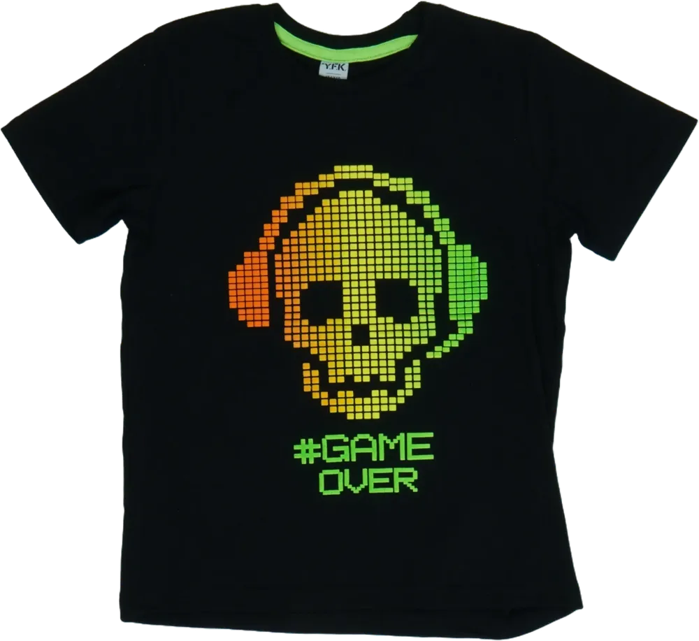 Fekete Y.F.K. Póló EU 128 / UK 8 év / US 8 év/M