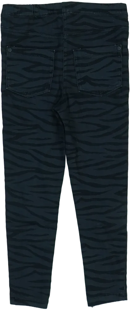 Fekete Next Leggings EU 122 / UK 7 év / US 7 év/M