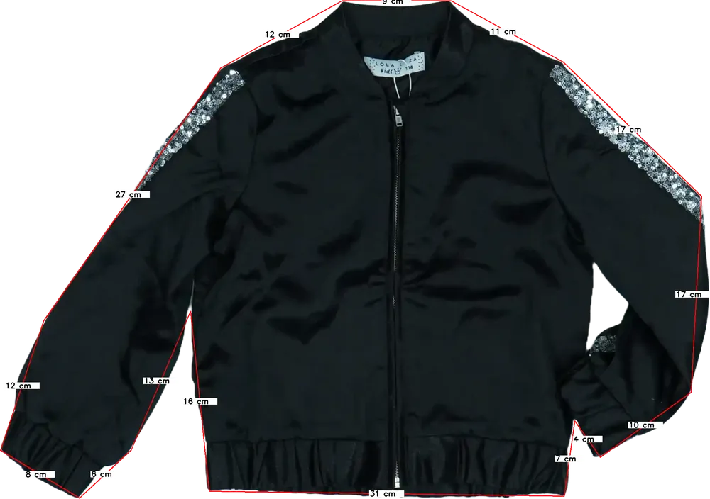 Fekete Lola Liza Dzseki EU 104 / UK 4 év / US 4T/XS