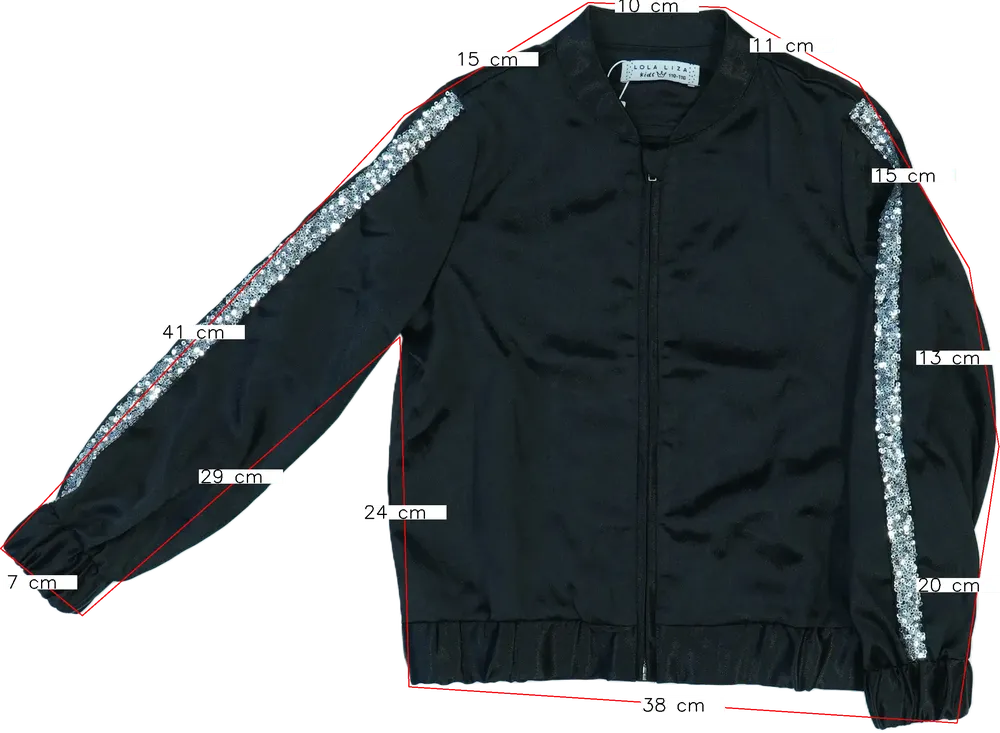 Fekete Lola Liza Dzseki EU 116 / UK 6 év / US 6 év/S