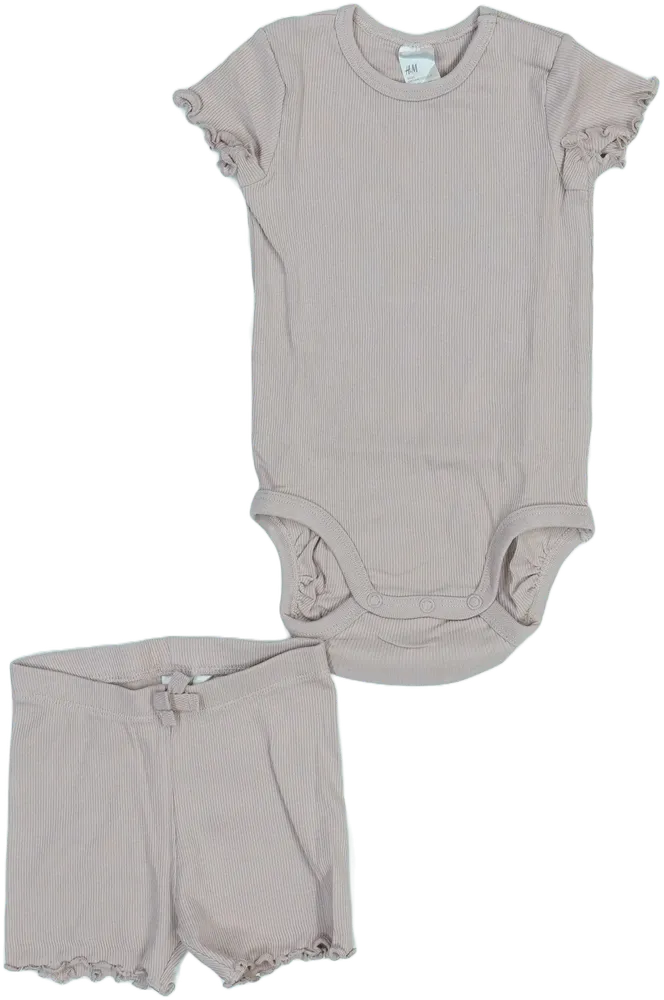 Pink H&amp;M 2-piece set - Top &amp; Bottom EU 74 / UK 6-9 months / US 6-9 months