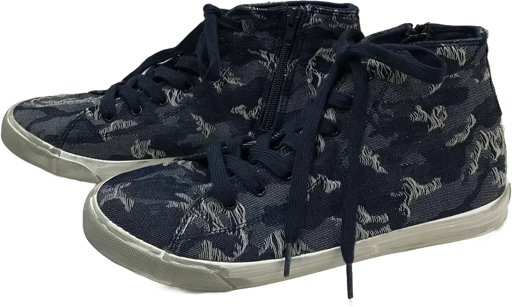 Fekete Benetton Tornacipő EU 39