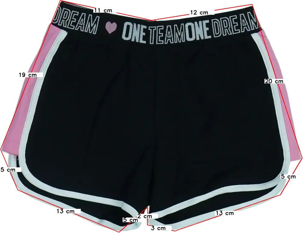 Fekete OVS Rövidnadrág EU 116 / UK 6 év / US 6 év/S