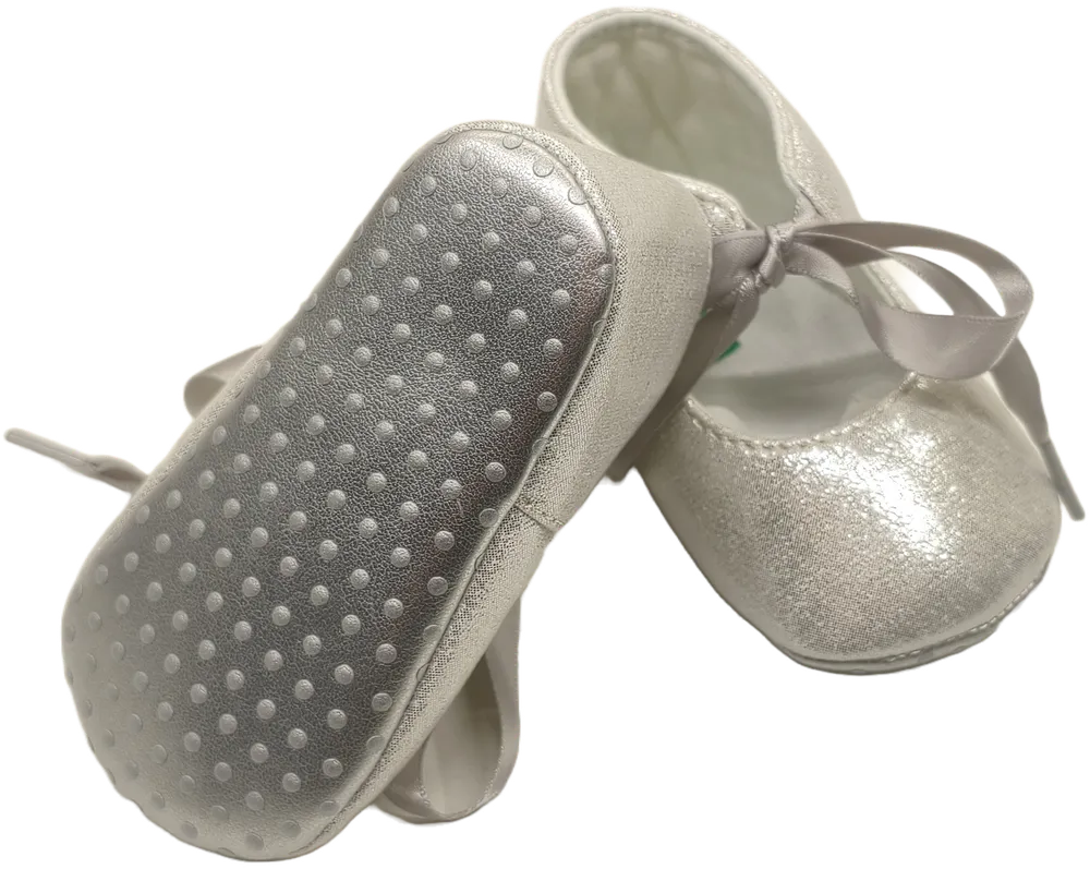 Ezüst Benetton Kocsicipő EU 17