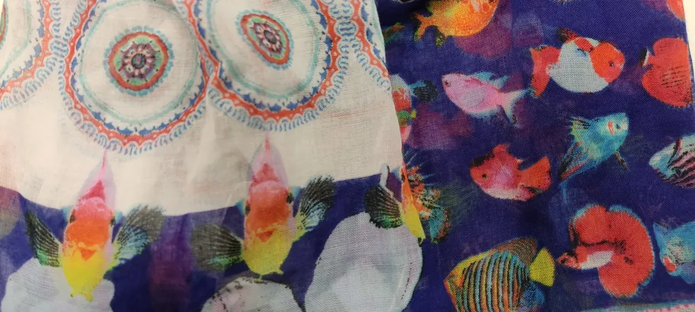 Többszínű Desigual Kendő Egyméret